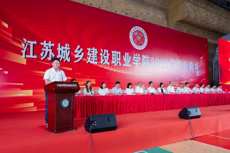 老师 (2).jpg 老师 (2).jpg