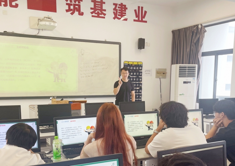 刘贺 (2).jpg 刘贺 (2).jpg